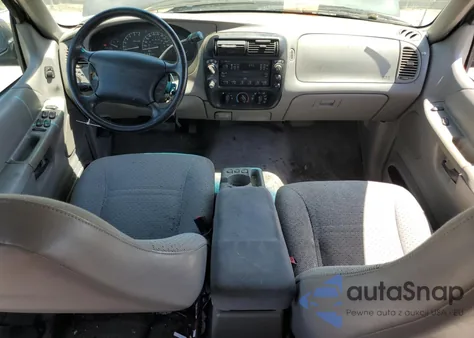 1999 Ford Explorer из США, поврежденный, VIN 1FMZU34X8XZB08467